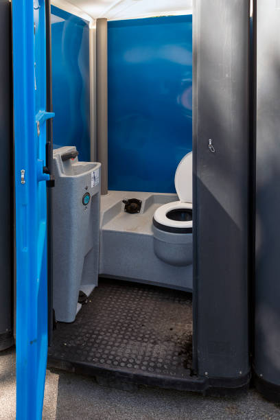 Best Luxury portable toilet rental  in Hartington, NE